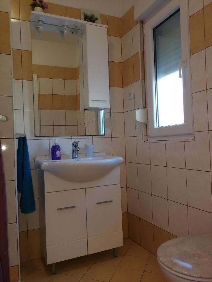 Erzen 140 Apartment